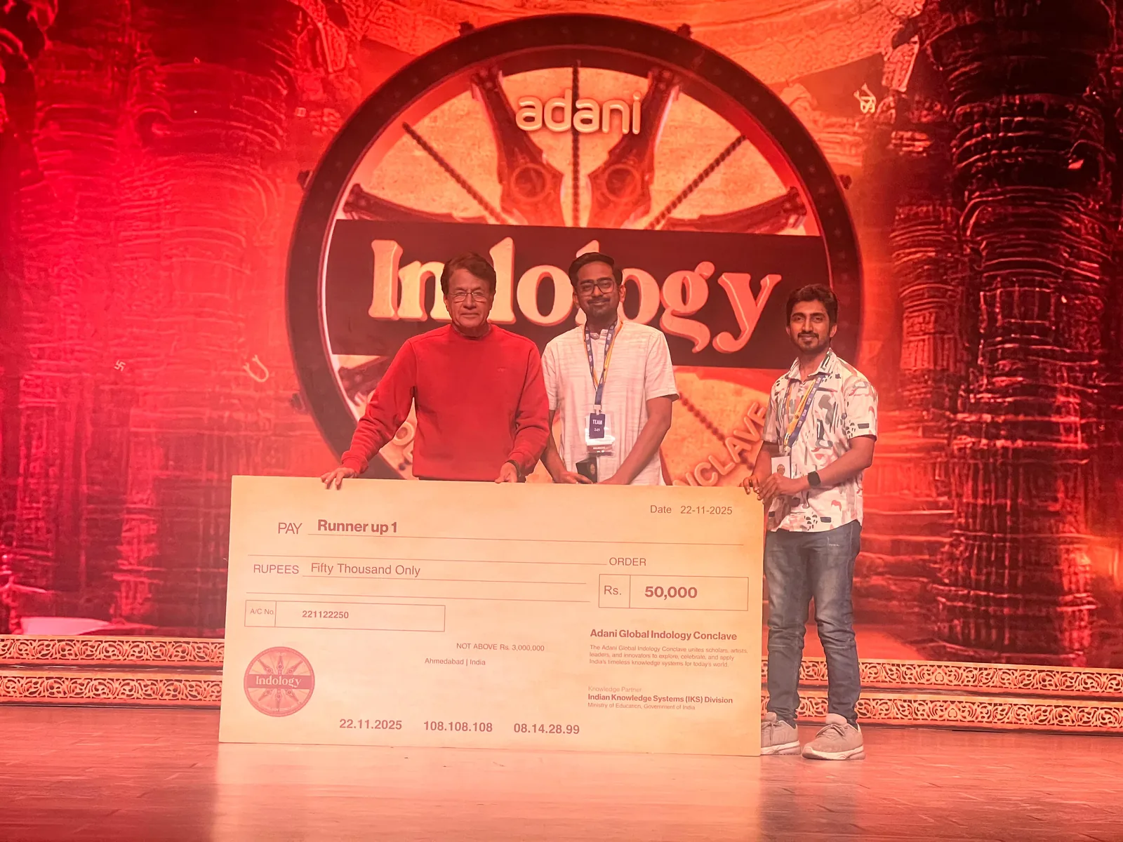 Vṛtam receiving the Deep Tech First Runner-Up award at the Adani Global Indology Conclave